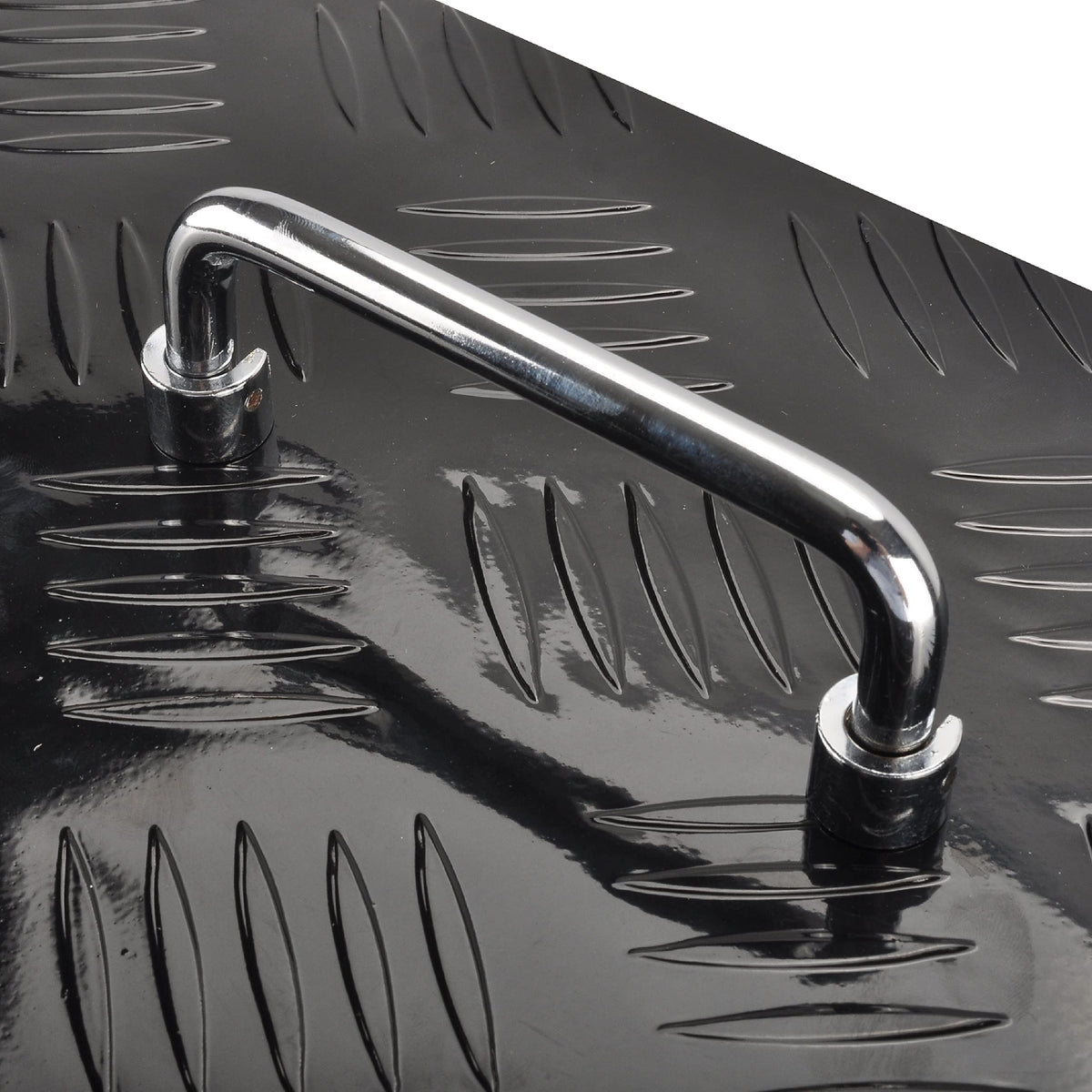 16 Inch Aluminum Truck Bed Tool Box Black U770311